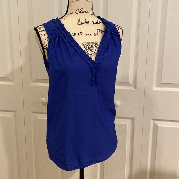 Philosophy Air Flow Ruffled top with lace up back Ultramarine Blue Tank Top - Picture 13 of 13